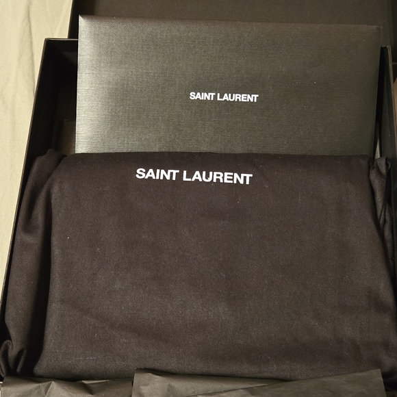 Saint Laurent Black Quilted Leather Clutch - Picture 11 of 16